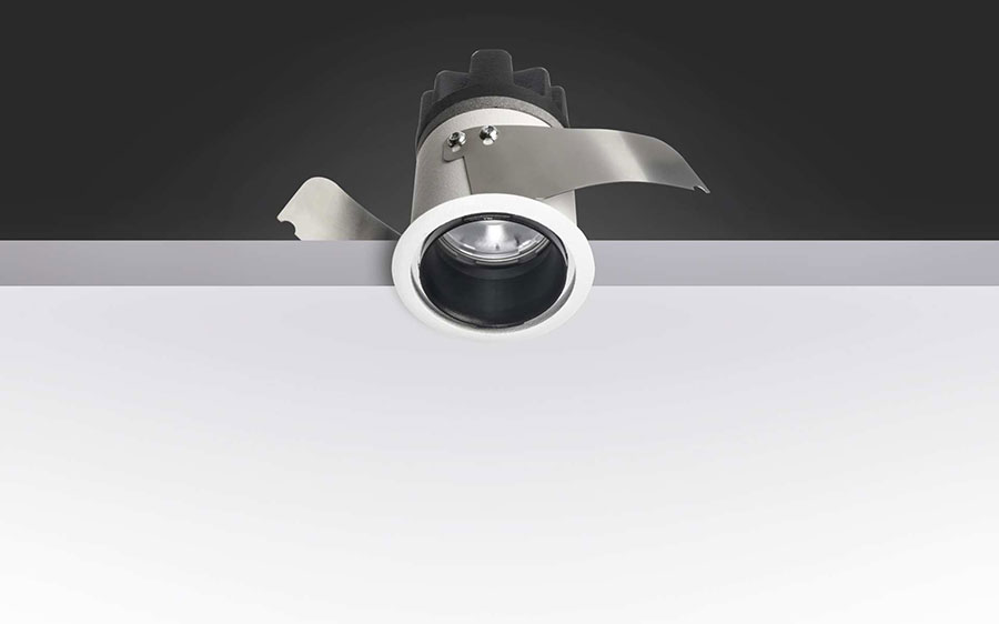 Foco Exenia Dark Small Fix Trim