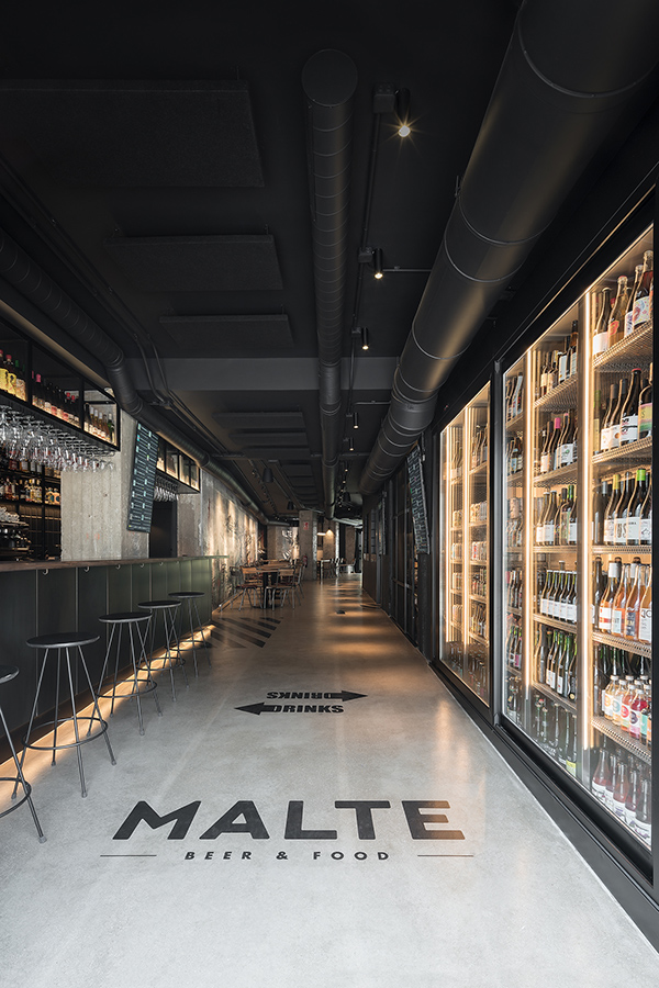 Interior de establecimiento de hostelería